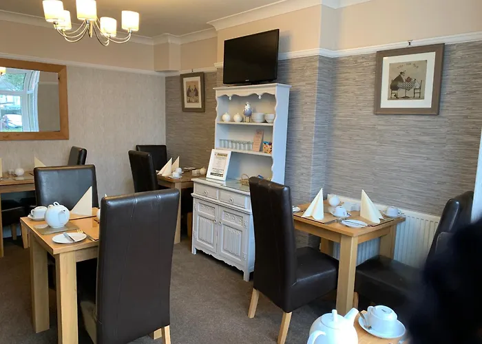 Cheap hotels Philmar Guest House
